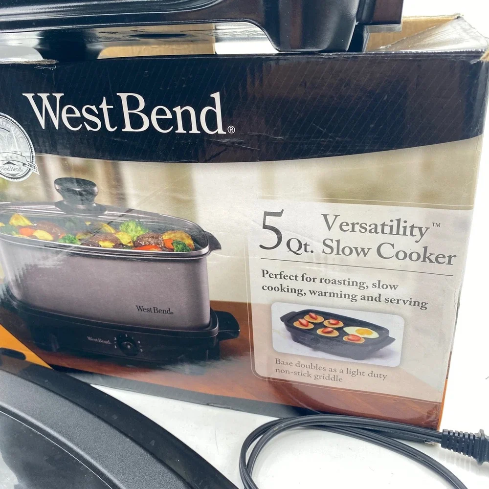 West Bend Versatility 5 Qt Slow Cooker 84915 Gray Black Griddle Base Travel Tote